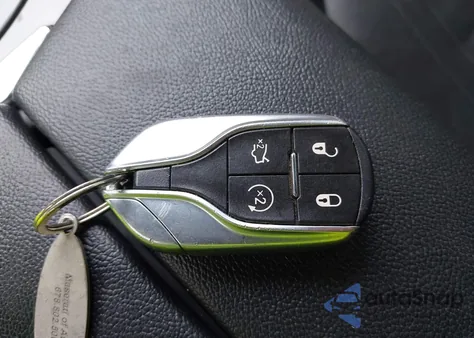 2018 Maserati Ghibli from USA, damaged, VIN ZAM57XSA0J1301729